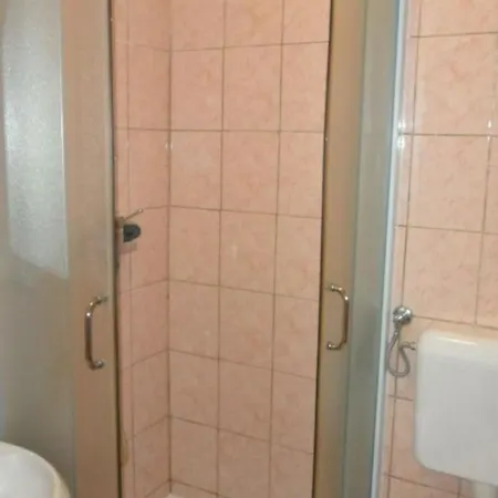 Apartament Gemuetliche Im Erdgeschoss By Interhome